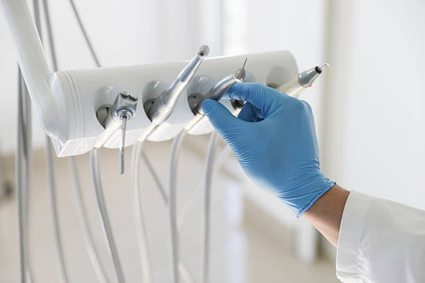 Professional Emergency Dentist technician working in Greenville, TX